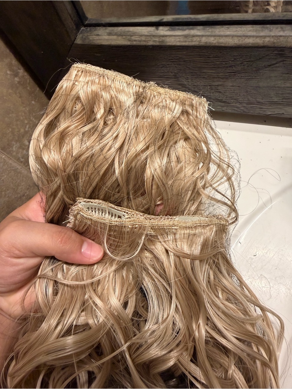 Amazon Blonde Wavy Clip-In Hair Extensions